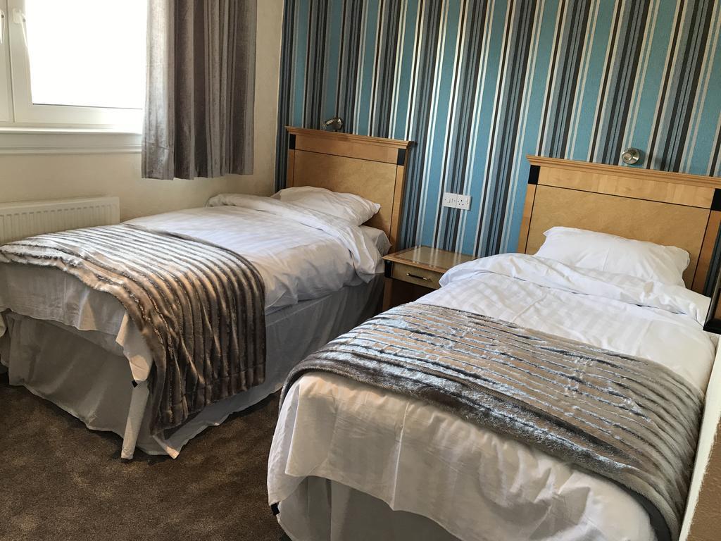 Royal Hotel Forfar Kültér fotó